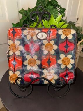 Fossil Retro Floral Coated Zip Tablet Sleeve Cosmetic Case -